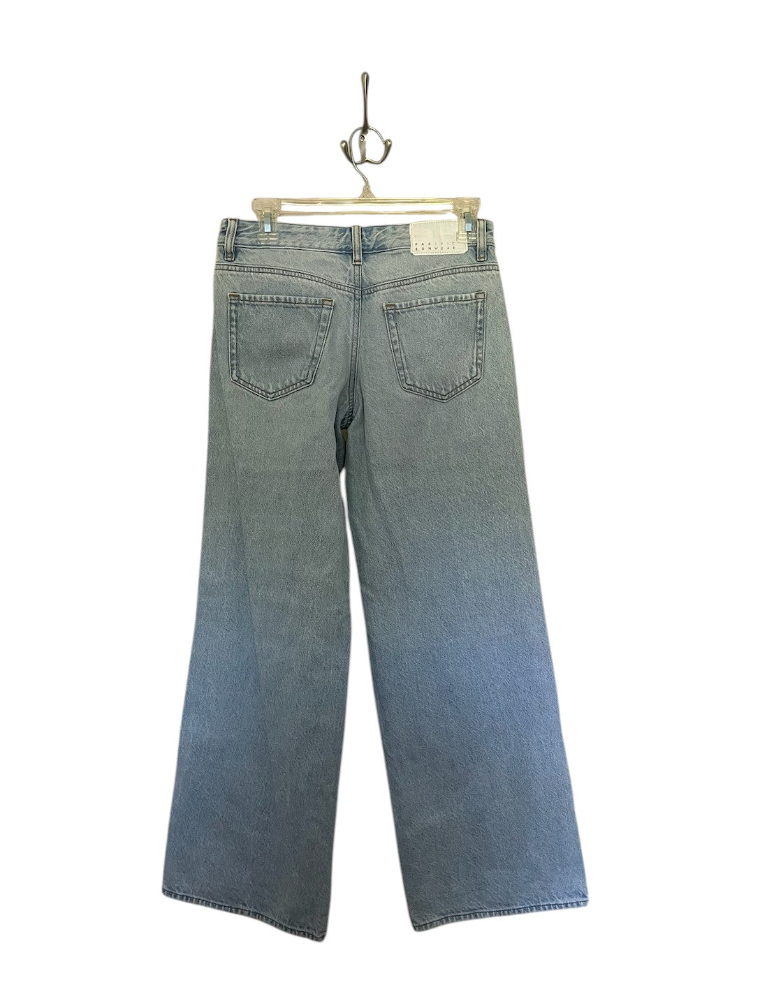 Pacsun Casey low rise baggy light wash jeans.